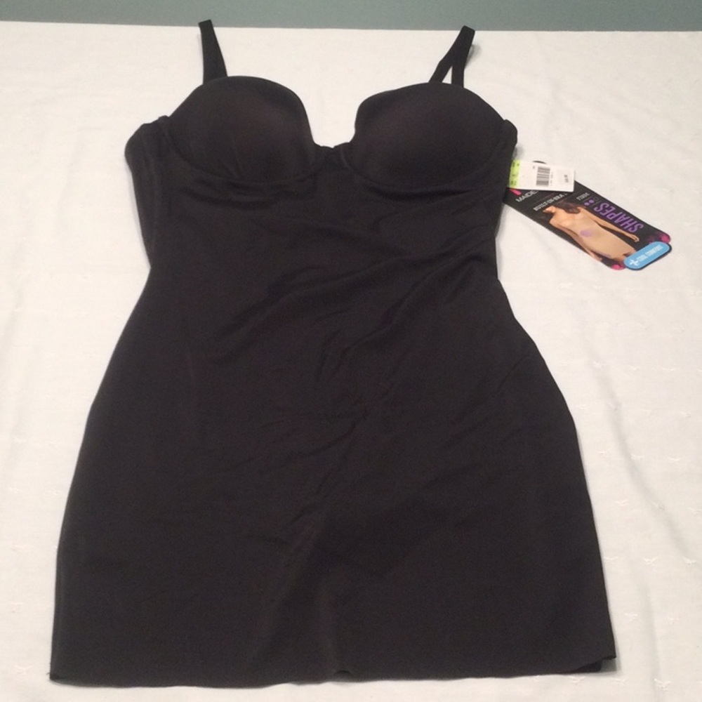 Maidenform Built-In-Bra Slip Medium Firm Cool Comfort​